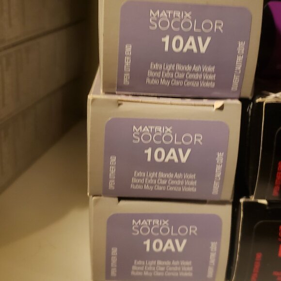 Matrix SoColor 10AV (3 TUBES) - Picture 1 of 1